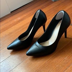 Apt 9 Black Pointed Toe Heels